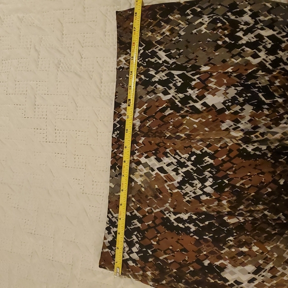 East 5th, Ladies skirt - Picture 5 of 6